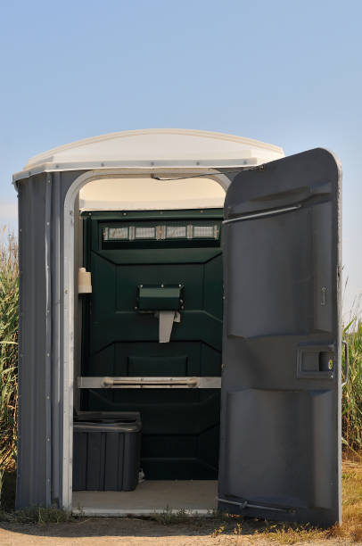 Portable Toilet Options We Offer in Beach, ND